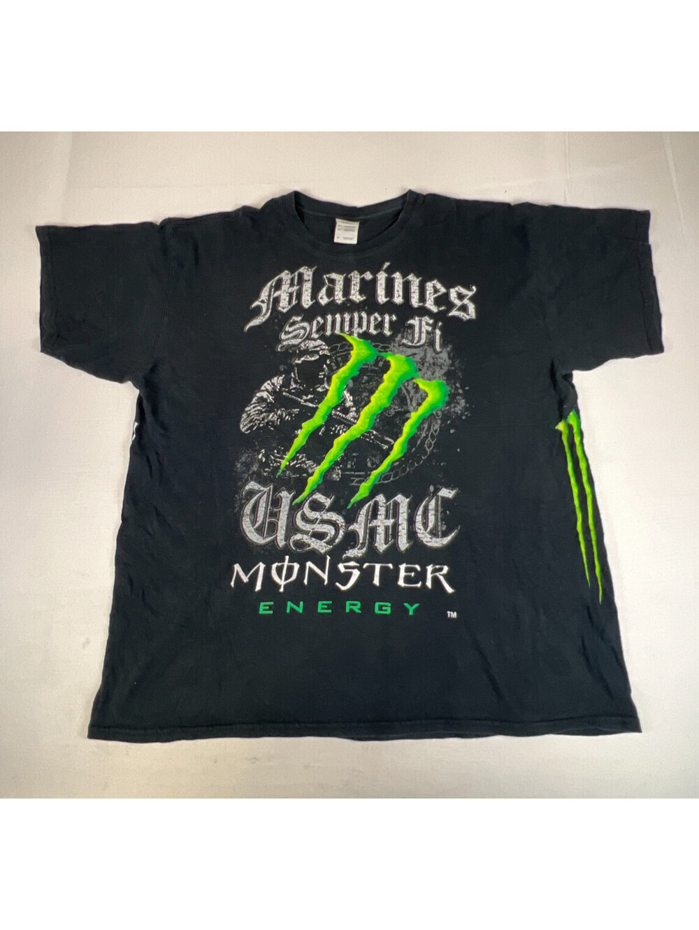 Gildan Men XL T-Shirt Black USMC Monster Energy Marines Graphic Tee Retro